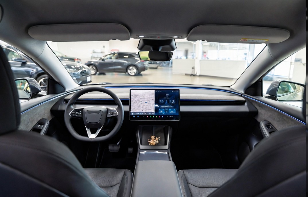 2027 Chevy Bolt EV Interior, Screens & Tech Features