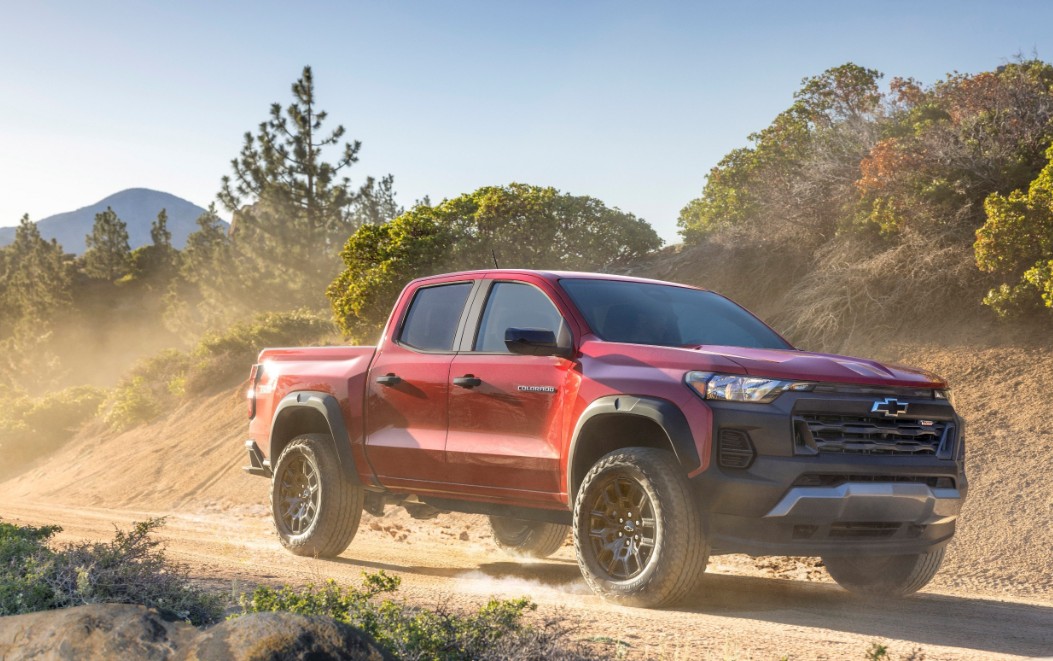 2027 Chevy Colorado MPG, Range & Efficiency Guide