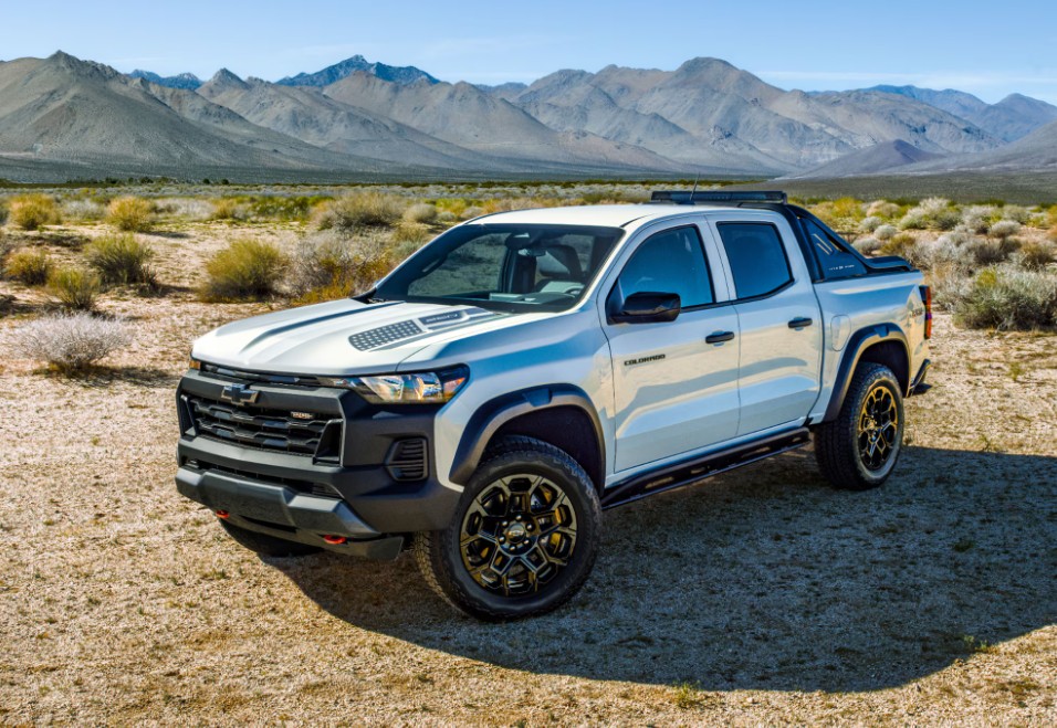 2027 Chevy Colorado Release Date & Availability Updates