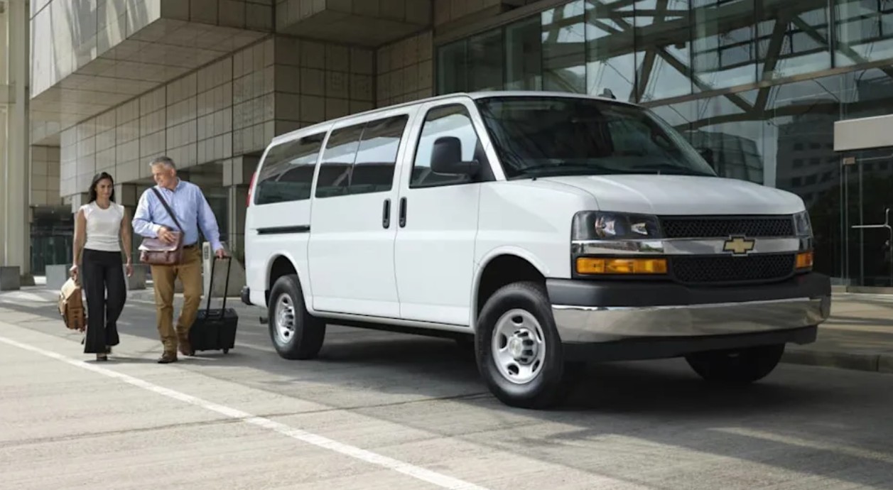 2027 Chevy Express Van No Redesign, 3500 & Interior Guide
