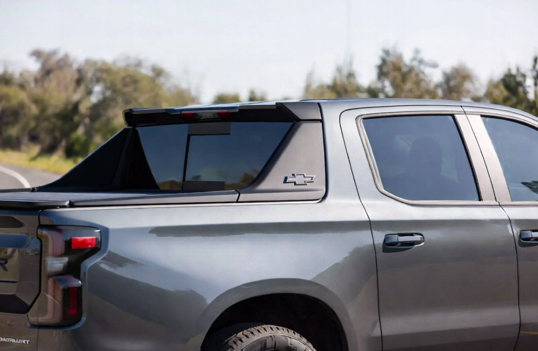 2027 Chevy Silverado Roof Antenna Design, Function & Replacement